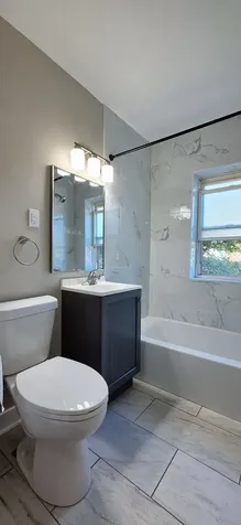 4764 North Virginia Avenue Chicago IL 60625