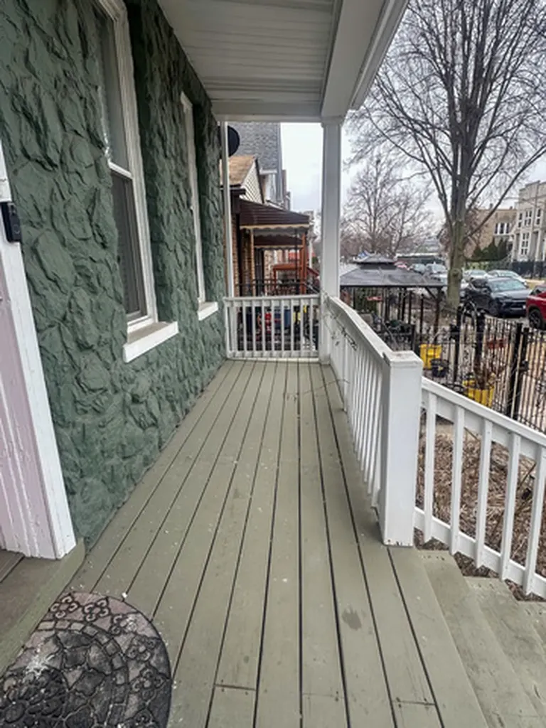 2037 North Tripp Avenue Chicago IL 60639