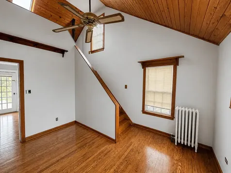 1527 Brookside Avenue Waukegan IL 60085