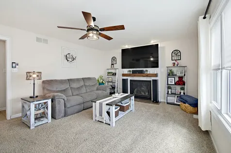 1684 Derby Drive Bourbonnais IL 60914