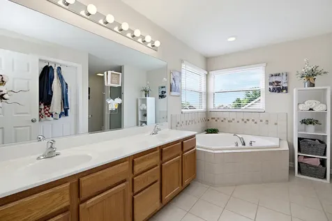 1684 Derby Drive Bourbonnais IL 60914