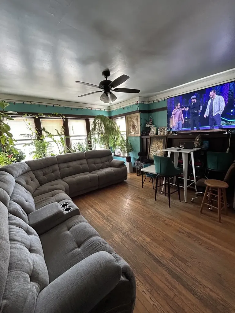 1848 North Harding Avenue Chicago IL 60647