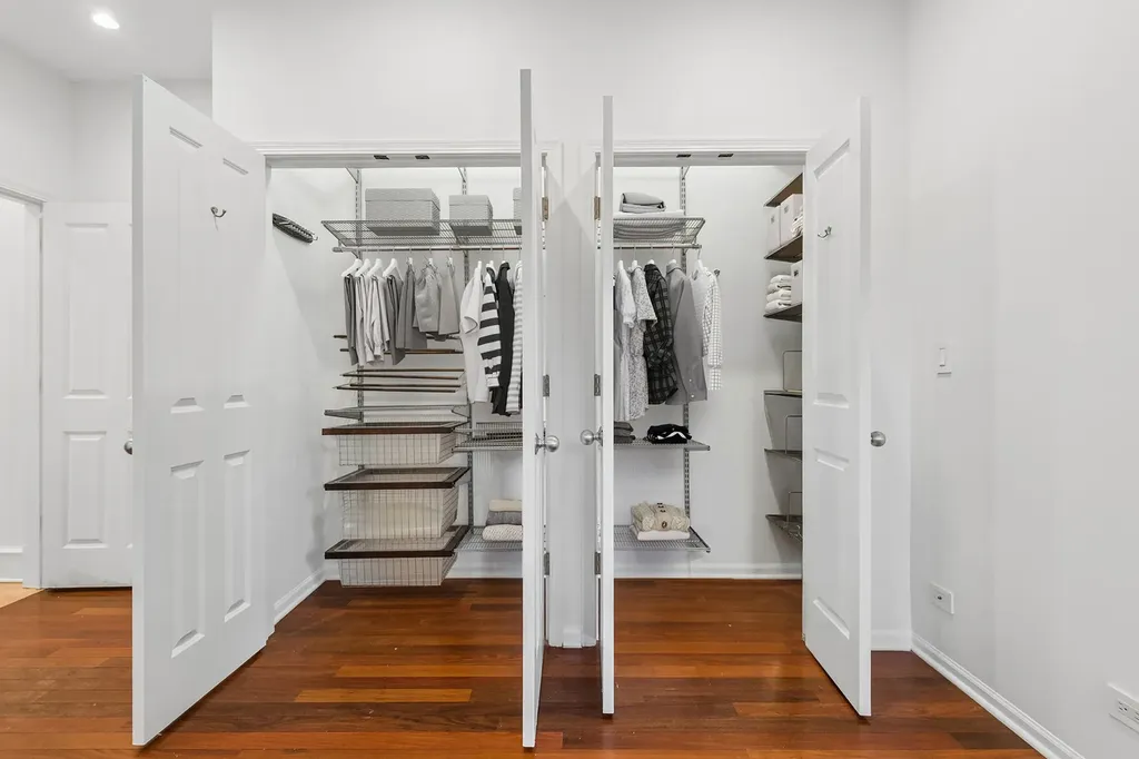 1810 West Armitage Avenue Chicago IL 60622