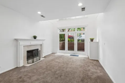 1810 West Armitage Avenue Chicago IL 60622