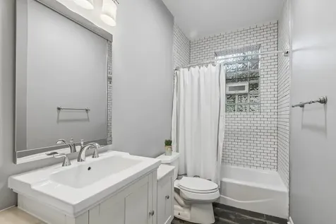 1810 West Armitage Avenue Chicago IL 60622