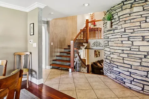 6833 North Concord Lane N Niles IL 60714