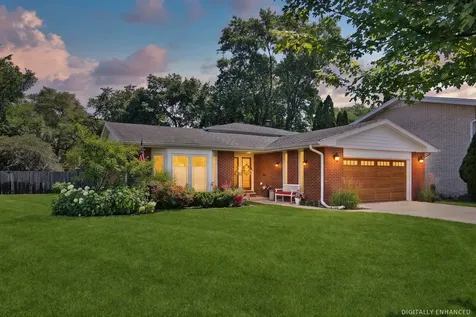 6833 North Concord Lane N Niles IL 60714