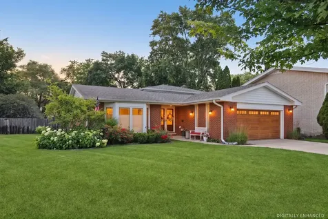 6833 North Concord Lane N Niles IL 60714