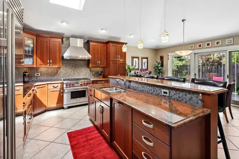 6833 North Concord Lane N Niles IL 60714