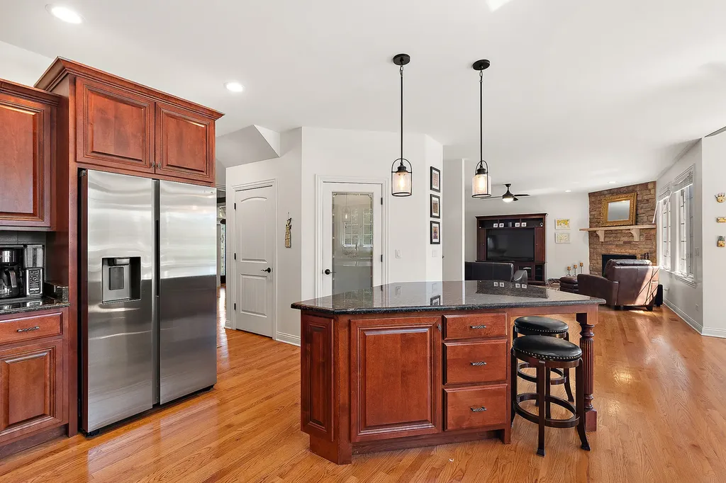 19961 Golden Oak Lane Mokena IL 60448