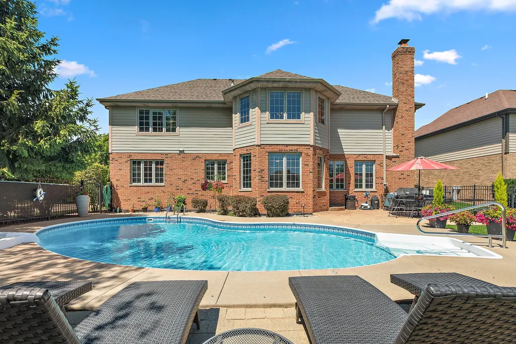 19961 Golden Oak Lane Mokena IL 60448