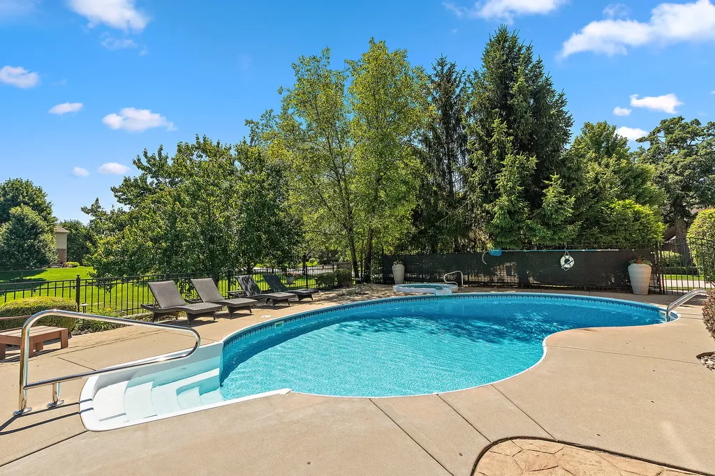 19961 Golden Oak Lane Mokena IL 60448