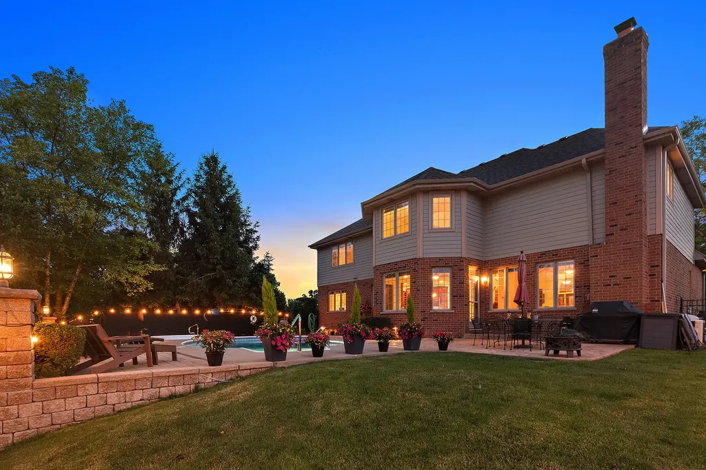 19961 Golden Oak Lane Mokena IL 60448