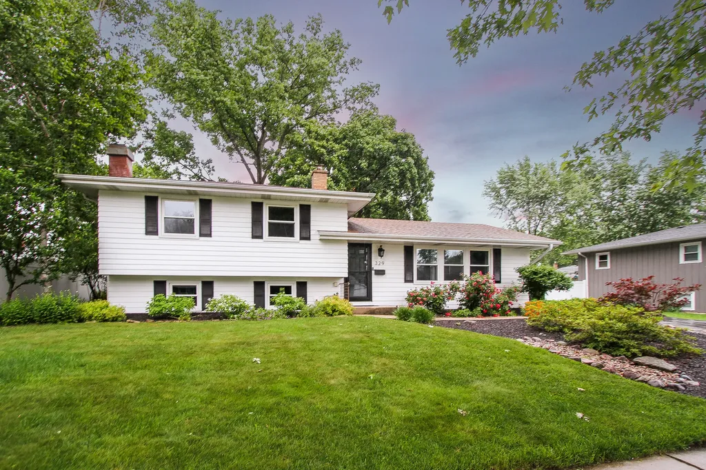 329 Tupelo Avenue Naperville IL 60540