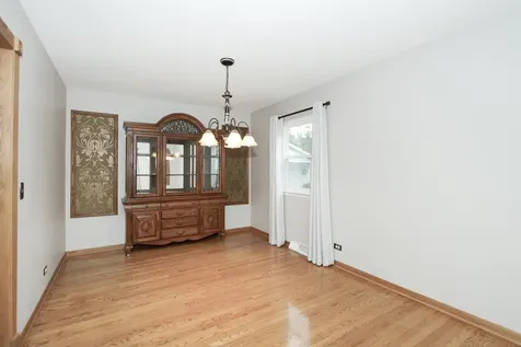 329 Tupelo Avenue Naperville IL 60540