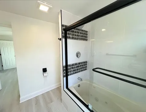4343 West Diversey Avenue Chicago IL 60639