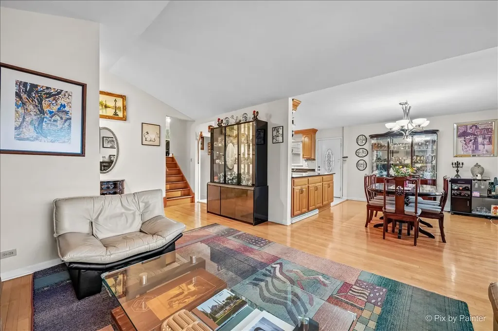 2530 Old Glenview Road Wilmette IL 60091