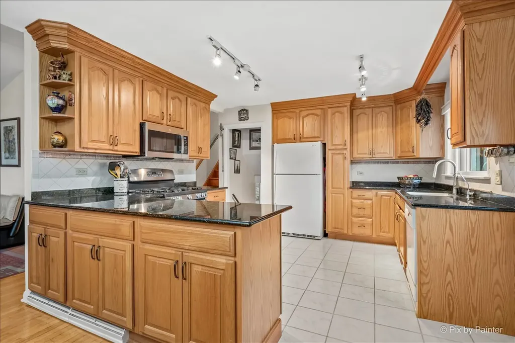 2530 Old Glenview Road Wilmette IL 60091