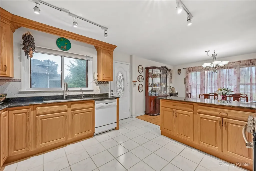 2530 Old Glenview Road Wilmette IL 60091