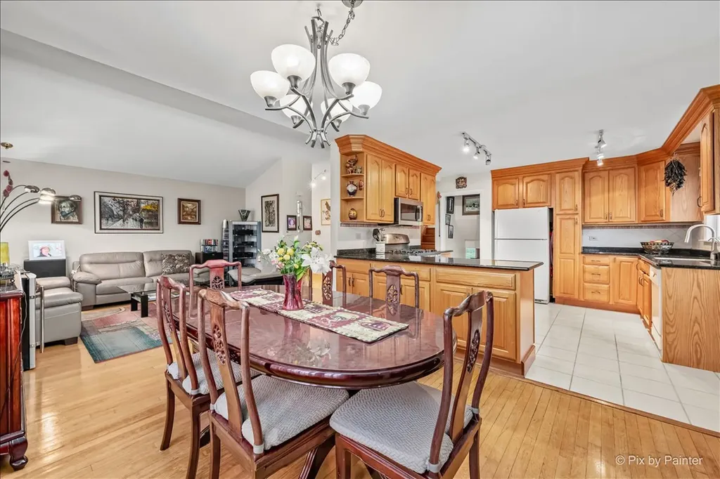 2530 Old Glenview Road Wilmette IL 60091