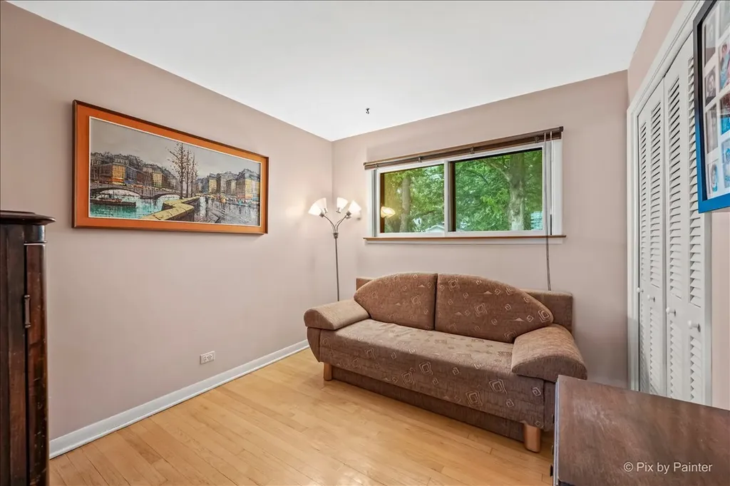 2530 Old Glenview Road Wilmette IL 60091