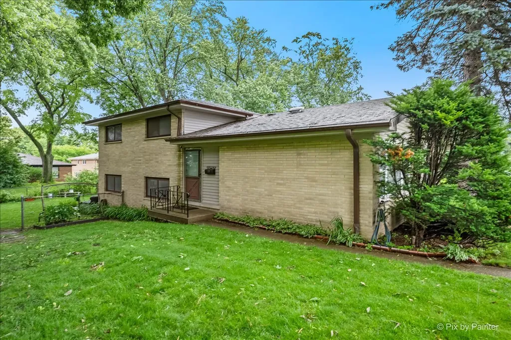 2530 Old Glenview Road Wilmette IL 60091