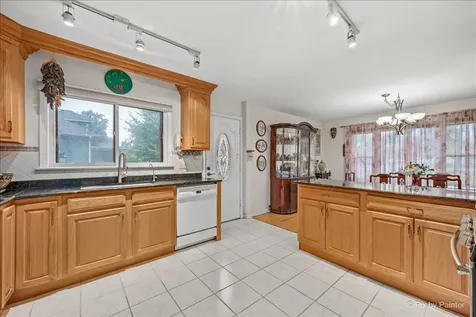 2530 Old Glenview Road Wilmette IL 60091