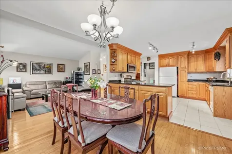 2530 Old Glenview Road Wilmette IL 60091