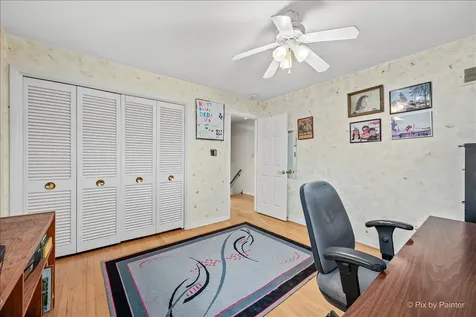2530 Old Glenview Road Wilmette IL 60091