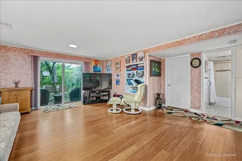 2530 Old Glenview Road Wilmette IL 60091