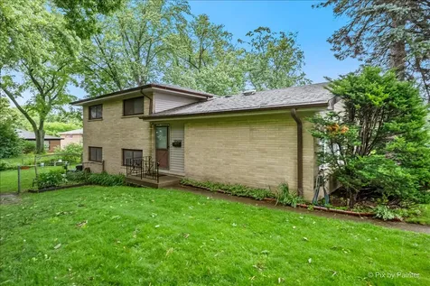 2530 Old Glenview Road Wilmette IL 60091