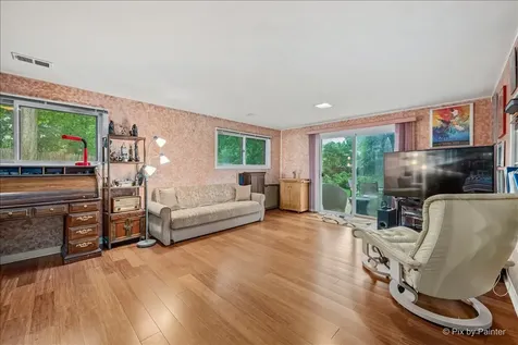 2530 Old Glenview Road Wilmette IL 60091