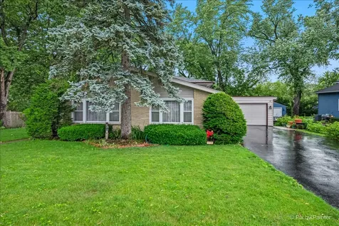 2530 Old Glenview Road Wilmette IL 60091