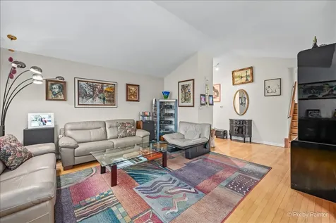 2530 Old Glenview Road Wilmette IL 60091