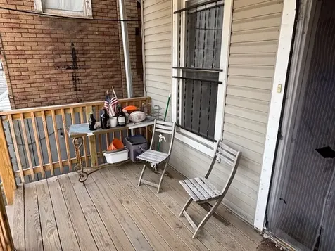 2117 North Stave Street Chicago IL 60647