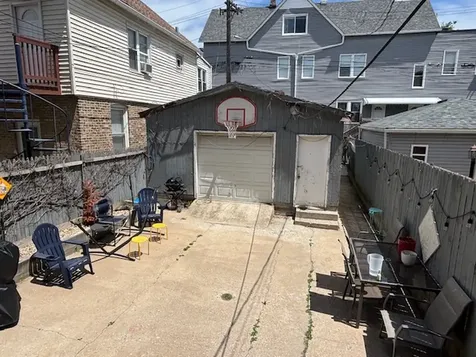 2117 North Stave Street Chicago IL 60647