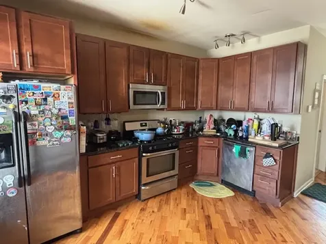 2117 North Stave Street Chicago IL 60647