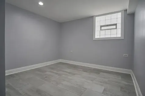 5938 West 64th Street Chicago IL 60638