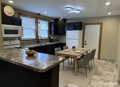 8532 South Yates Boulevard Chicago IL 60617