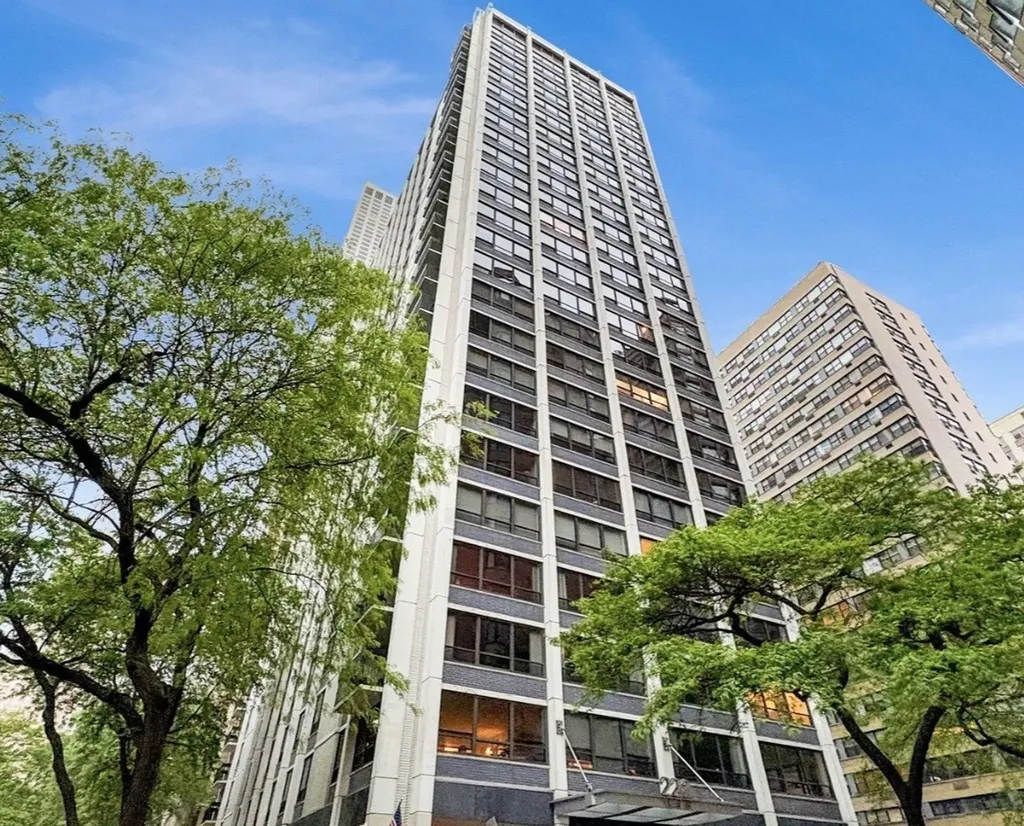 222 East Pearson Street Chicago IL 60611