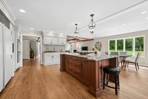 20620 North Swansway Deer Park IL 60010