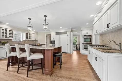 20620 North Swansway Deer Park IL 60010