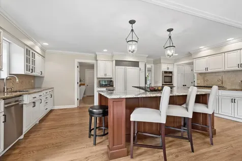 20620 North Swansway Deer Park IL 60010