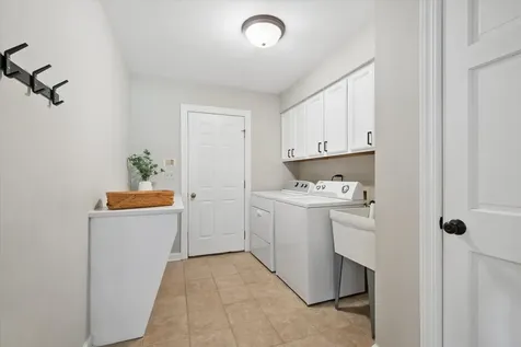 20620 North Swansway Deer Park IL 60010