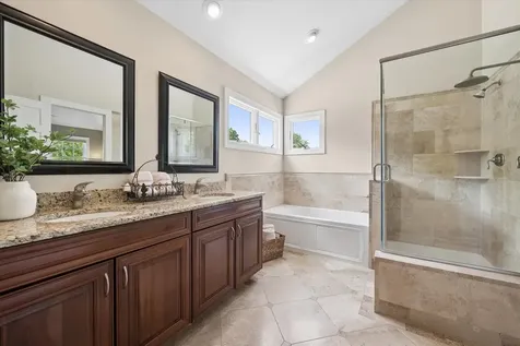 20620 North Swansway Deer Park IL 60010