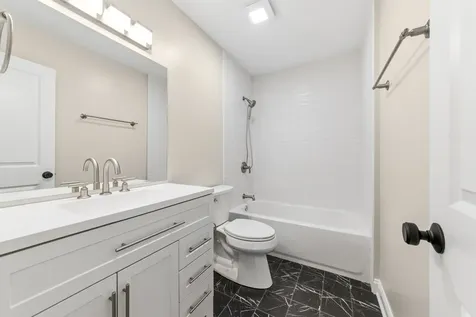 3239 Stillwell Court Woodridge IL 60517
