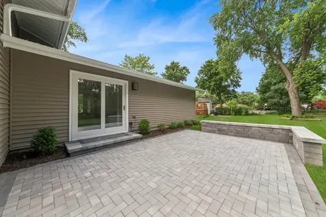3239 Stillwell Court Woodridge IL 60517