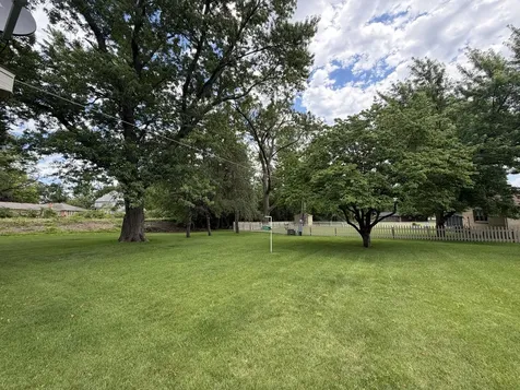 605 East Market Street Farmer City IL 61842
