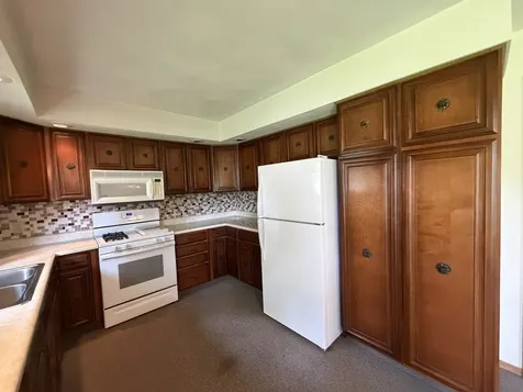 605 East Market Street Farmer City IL 61842
