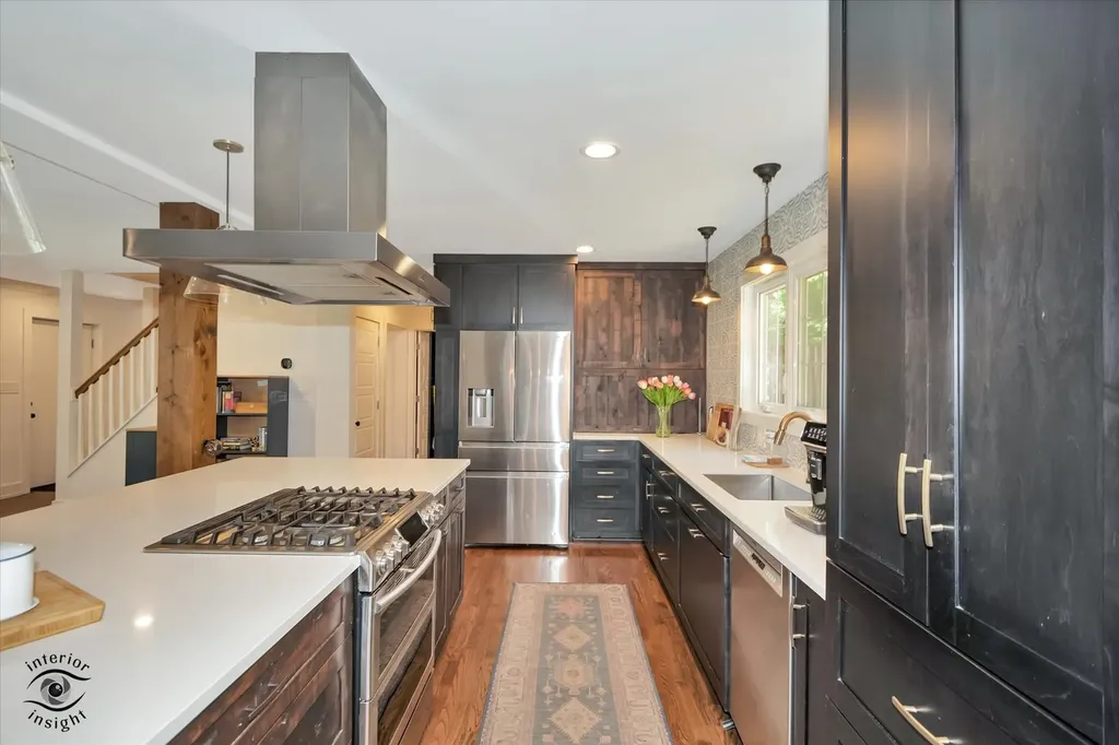 829 East Porter Avenue Naperville IL 60540